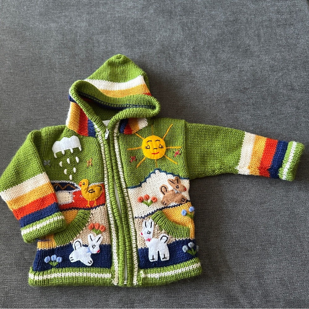 Peruvian Abella Green and Multicolor Kids Hoodie size 0  0-12 months